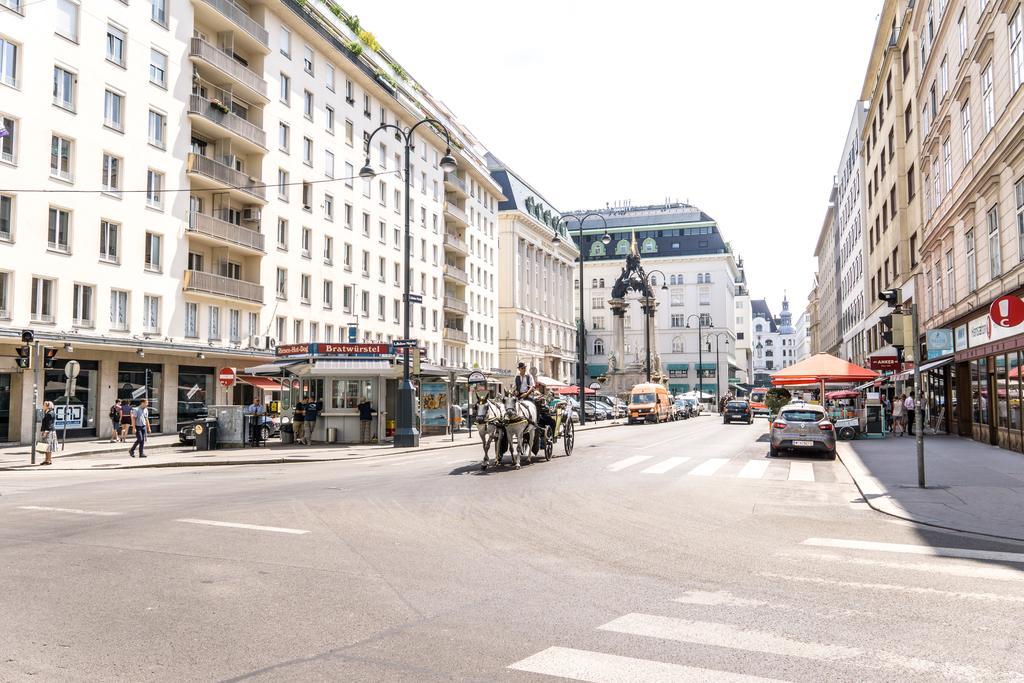Living Vienna Hoher Markt Eksteriør bilde
